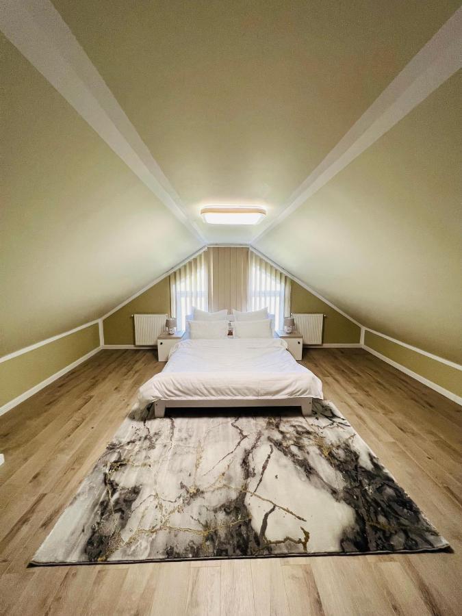 Orhideea Alba Iulia Apartment ภายนอก รูปภาพ